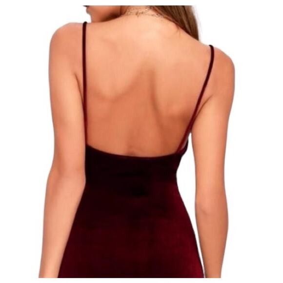 Lulu's Burgundy Velvet Midi Dress - Picture 3 of 13
